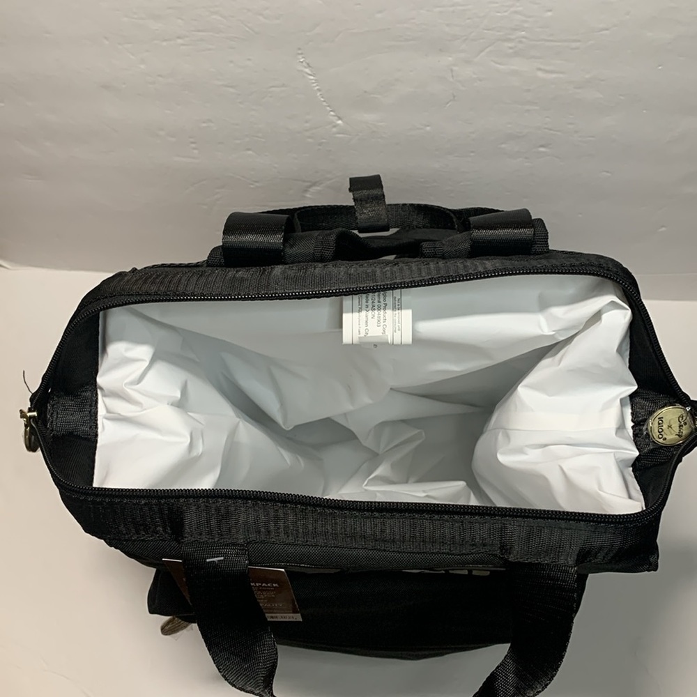 Disney Mickey Mouse 24 Can Backpack Igloo Cooler Black NWT - Picture 12 of 14